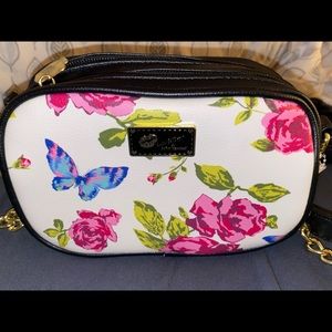 Very nice Betsy Johnson crossbody very clean!